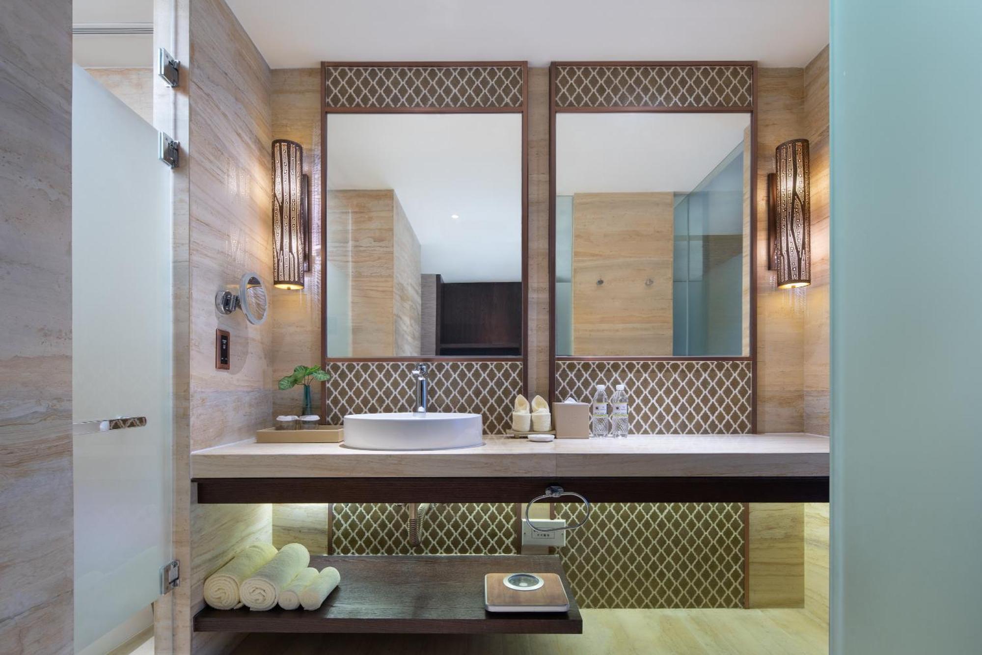 Mangrove Tree Resort World Sanya Bay- Queen Palm Towers Екстериор снимка